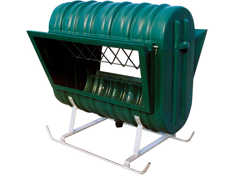 Calf Hay and Grain Feeder – McKee Plastics